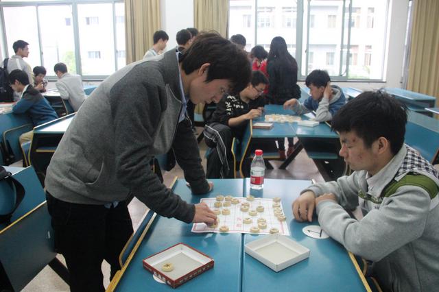 选手对弈