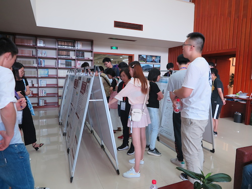 墙报展2